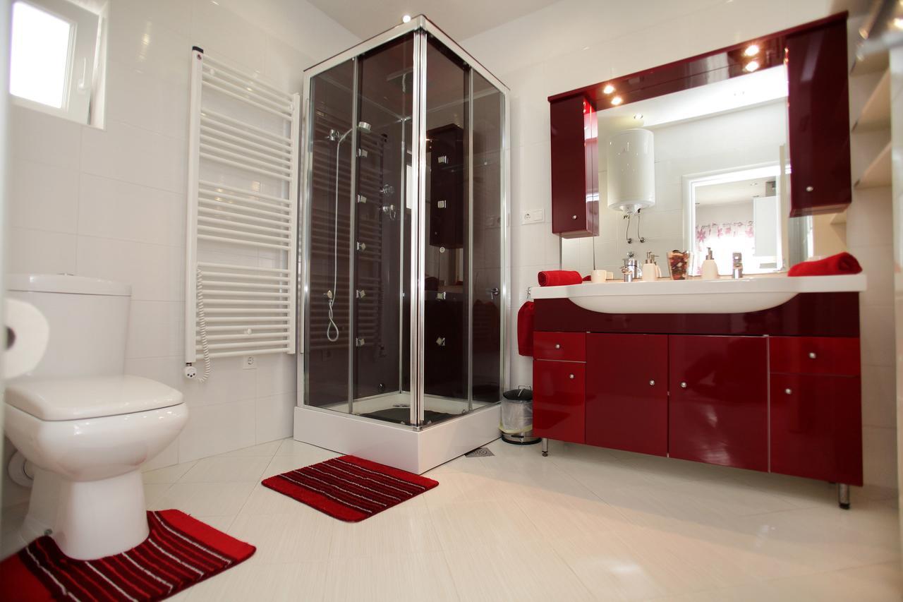Gem Of The Sea Luxury Beach Apartment With Brand New Heating Infinity Pool تروغير المظهر الخارجي الصورة