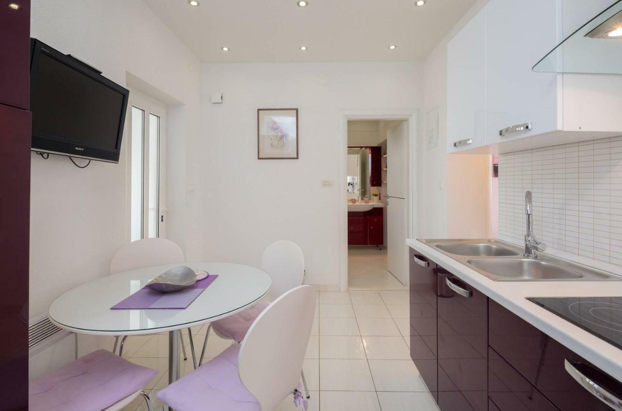 Gem Of The Sea Luxury Beach Apartment With Brand New Heating Infinity Pool تروغير المظهر الخارجي الصورة