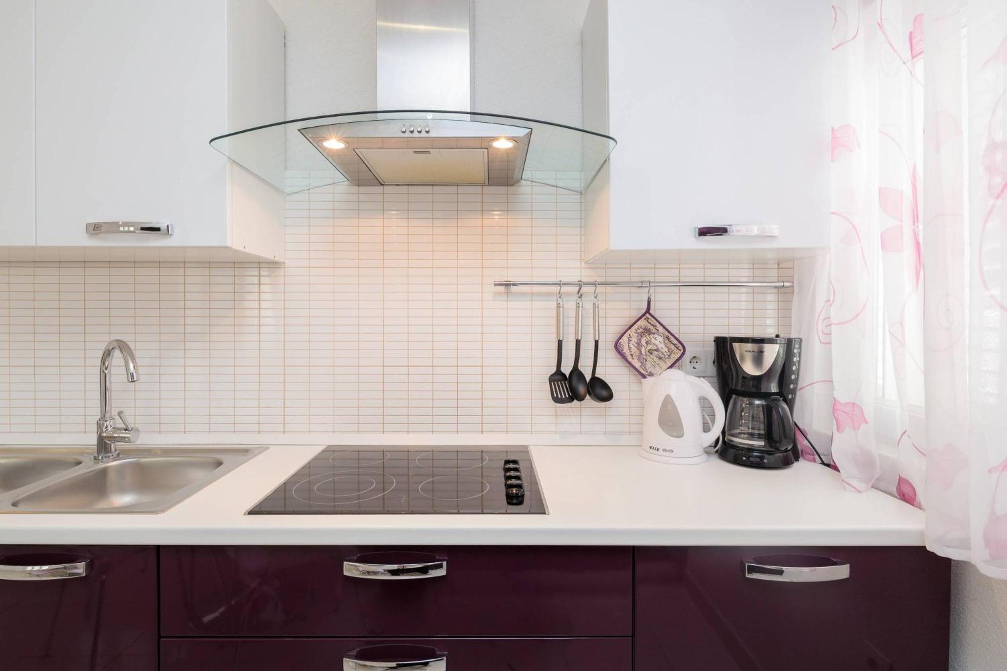 Gem Of The Sea Luxury Beach Apartment With Brand New Heating Infinity Pool تروغير المظهر الخارجي الصورة