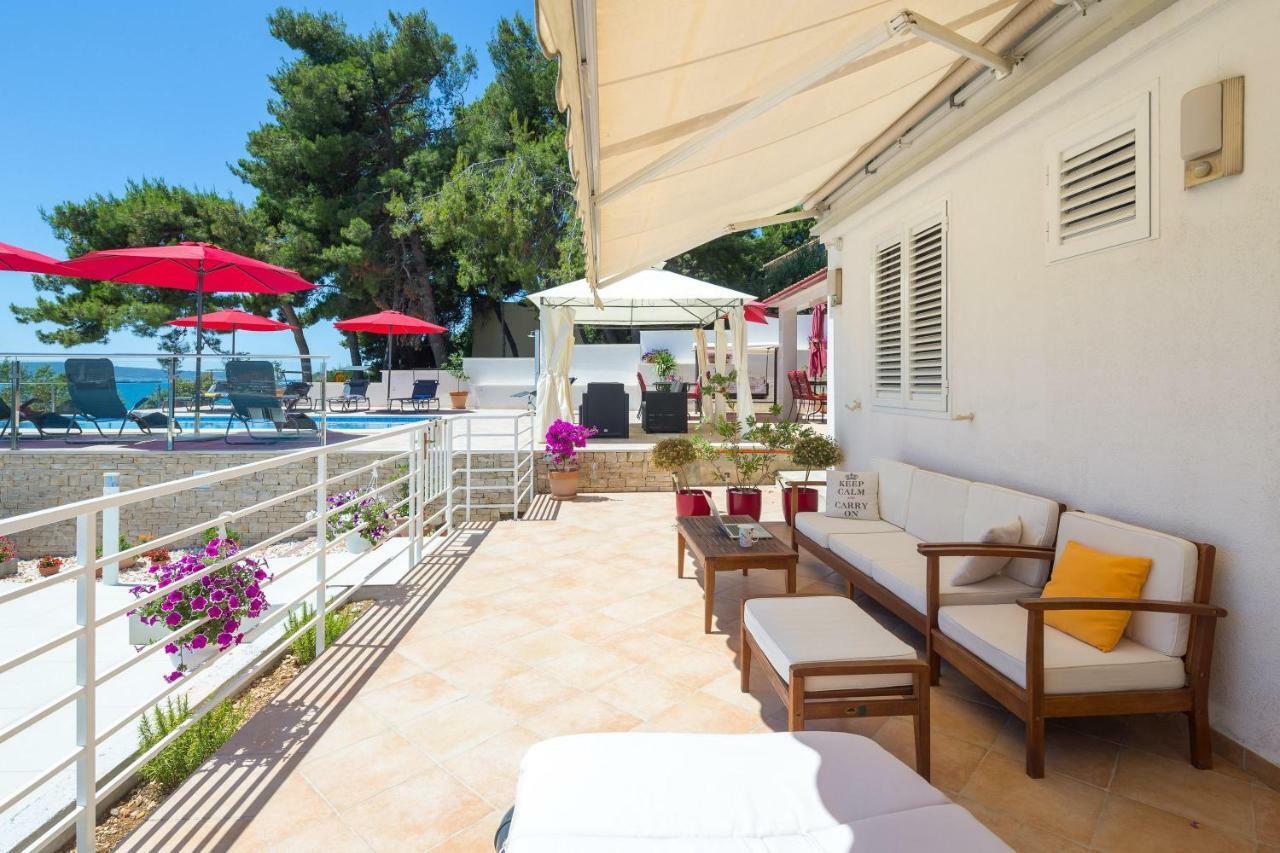 Gem Of The Sea Luxury Beach Apartment With Brand New Heating Infinity Pool تروغير المظهر الخارجي الصورة